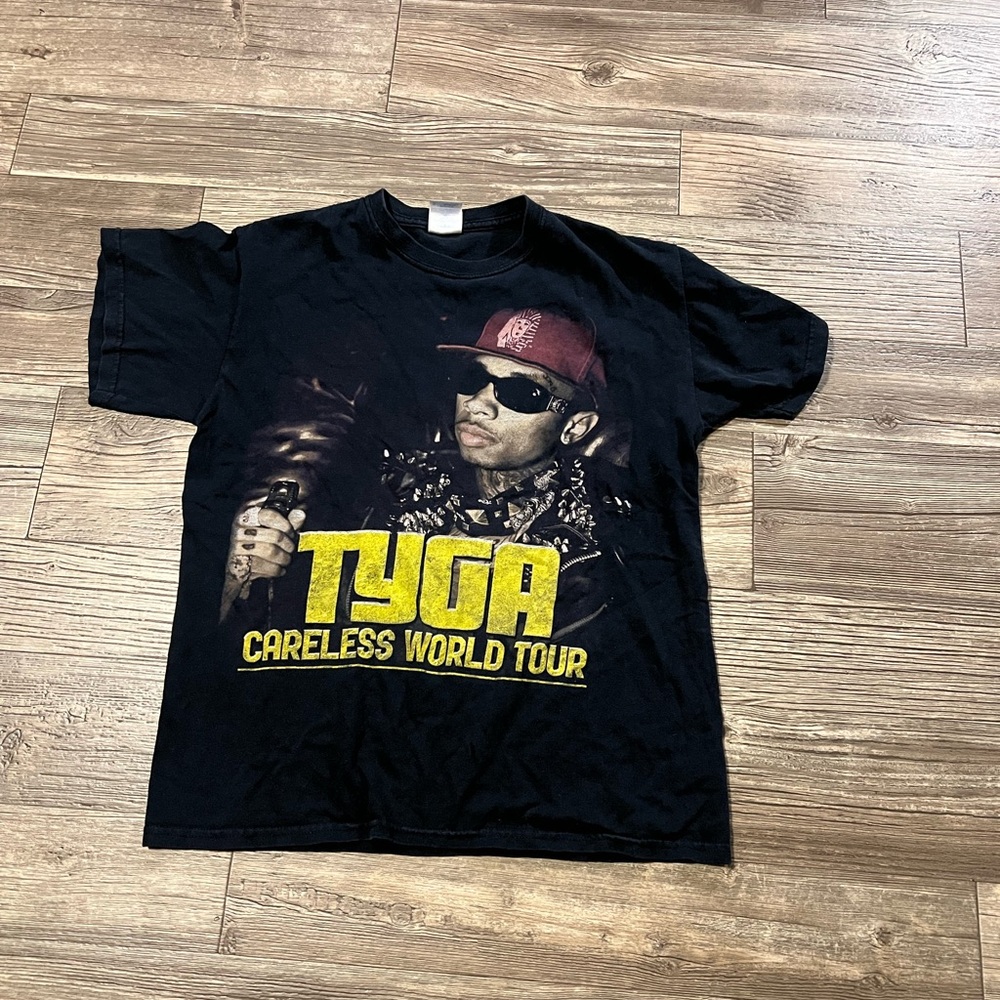 Black and Yellow Short Sleeve Graphic Tee